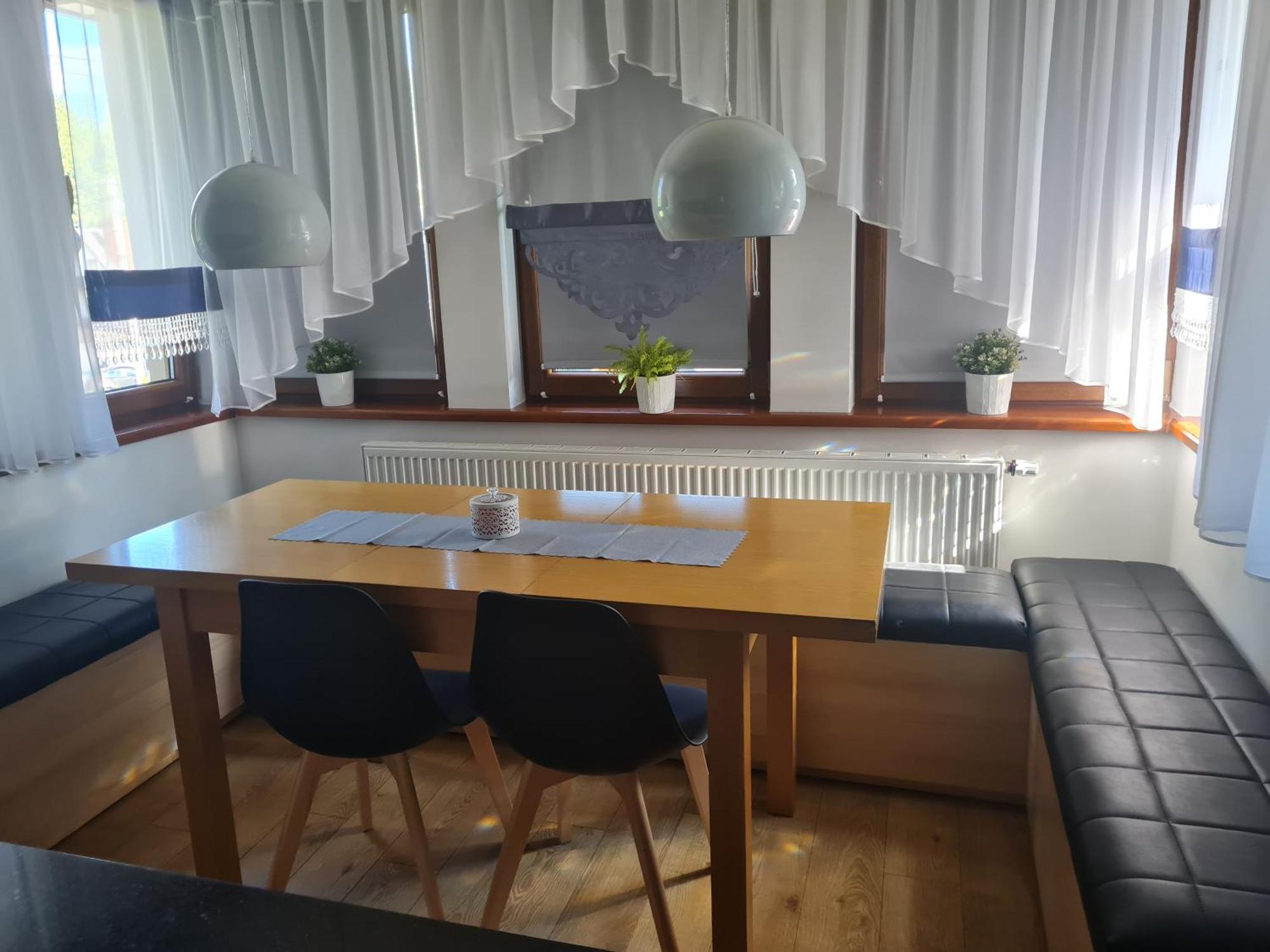 U Tatarow Lejlighed Suche Værelse billede